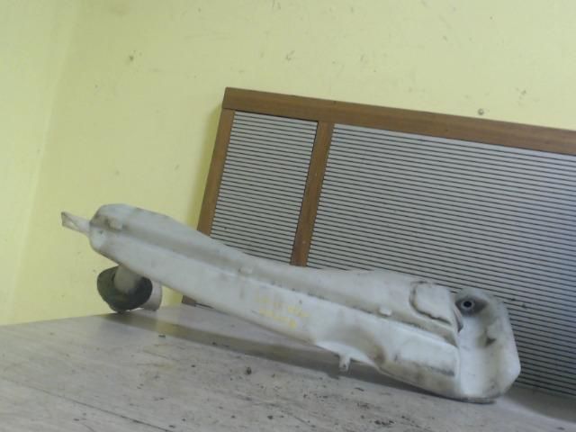 bontott RENAULT MEGANE I Ablakmosó Tartály