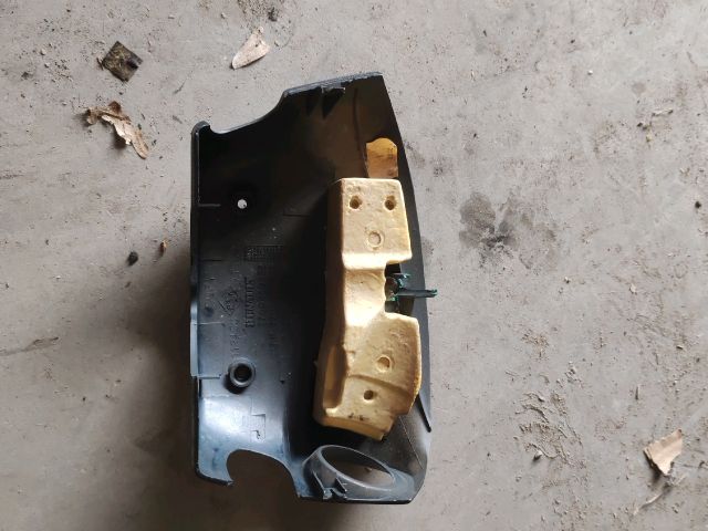 bontott RENAULT MEGANE I Alsó Kormányoszlop Burkolat