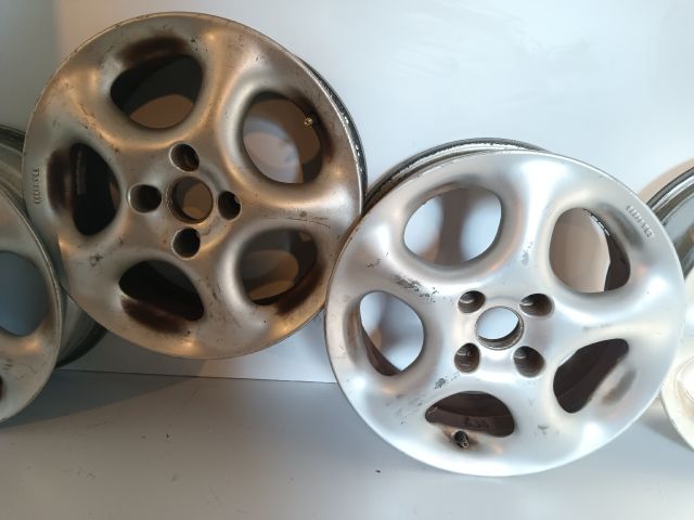 bontott RENAULT MEGANE I Alufelni Szett