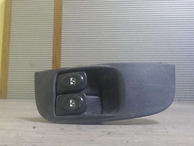 bontott RENAULT MEGANE I Bal első Ablakemelő Kapcsoló