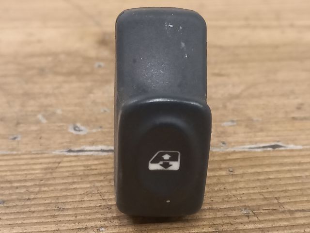 bontott RENAULT MEGANE I Bal első Ablakemelő Kapcsoló