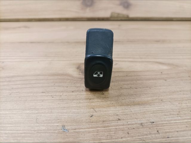 bontott RENAULT MEGANE I Bal első Ablakemelő Kapcsoló