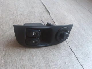 bontott RENAULT MEGANE I Bal első Ablakemelő Kapcsoló