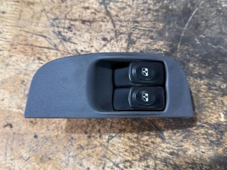 bontott RENAULT MEGANE I Bal első Ablakemelő Kapcsoló