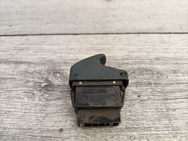 bontott RENAULT MEGANE I Bal első Ablakemelő Kapcsoló