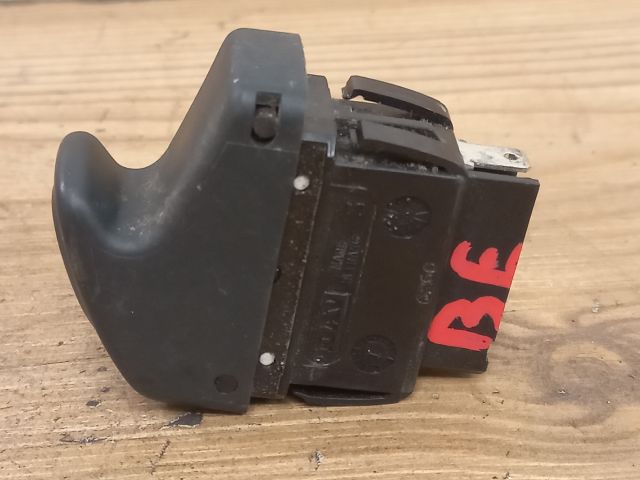 bontott RENAULT MEGANE I Bal első Ablakemelő Kapcsoló