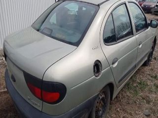 bontott RENAULT MEGANE I Bal első Ablakvezető Gumi