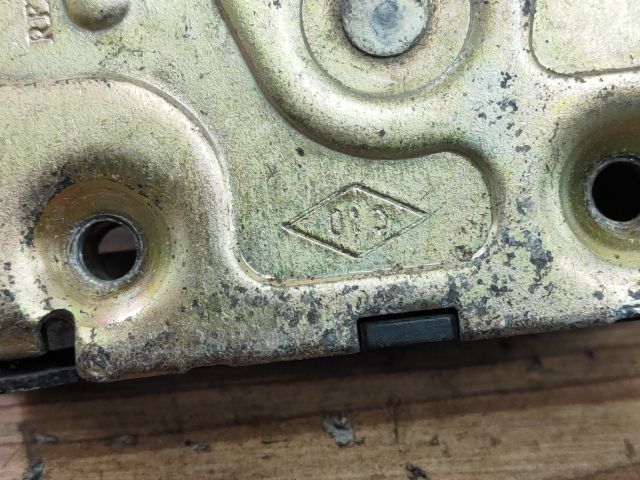 bontott RENAULT MEGANE I Bal első Ajtózár