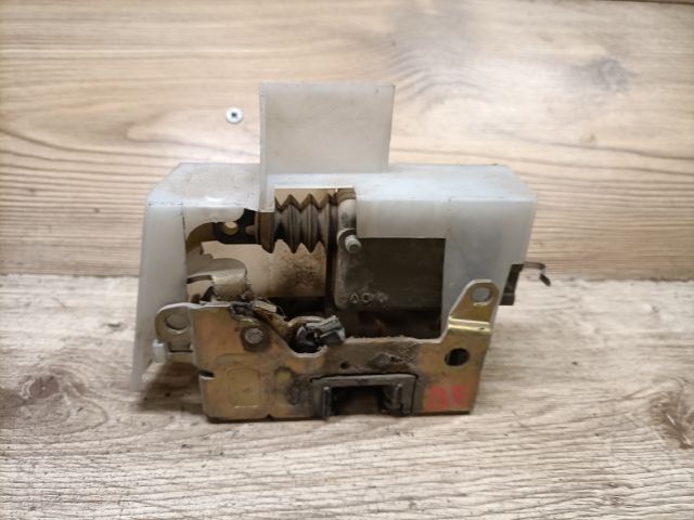 bontott RENAULT MEGANE I Bal első Ajtózár