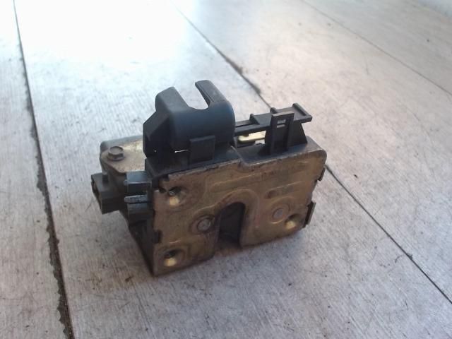 bontott RENAULT MEGANE I Bal első Ajtózár