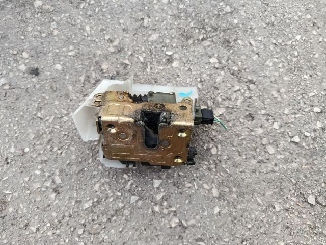 bontott RENAULT MEGANE I Bal első Központizár Motor