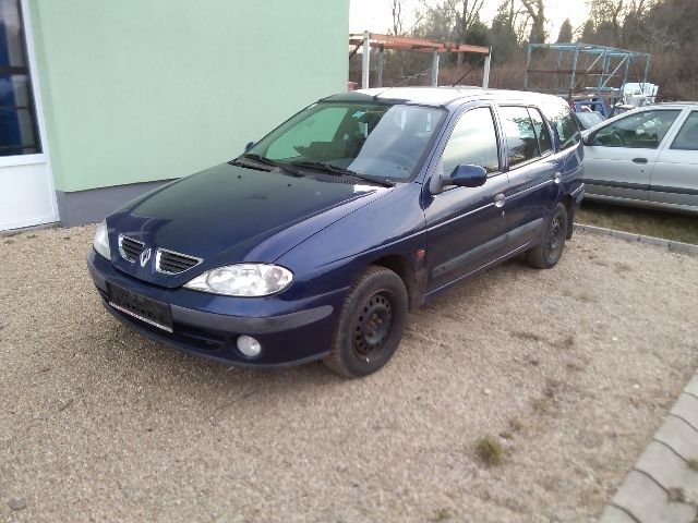 bontott RENAULT MEGANE I Bal első Sárvédő