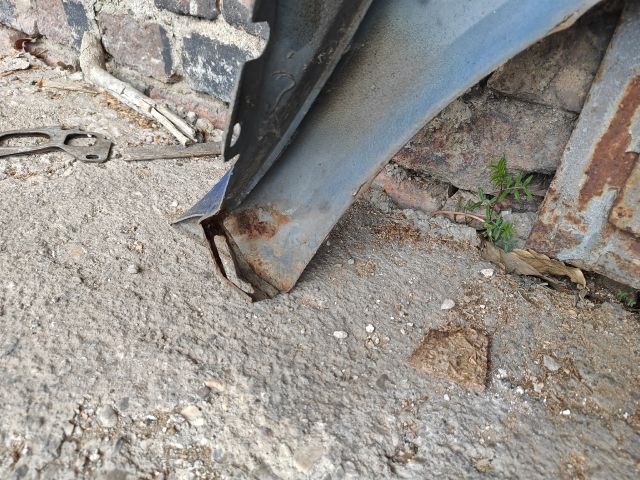 bontott RENAULT MEGANE I Bal első Sárvédő