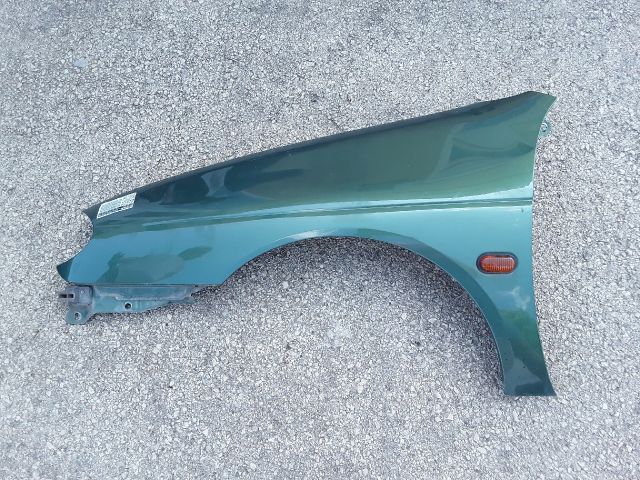 bontott RENAULT MEGANE I Bal első Sárvédő