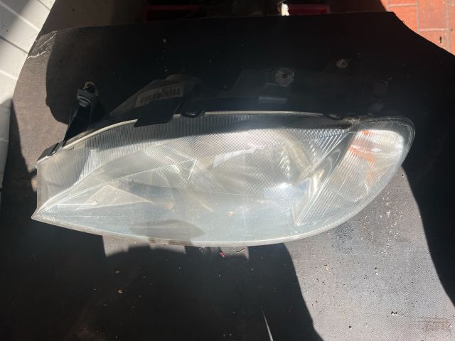 bontott RENAULT MEGANE I Bal Fényszóró