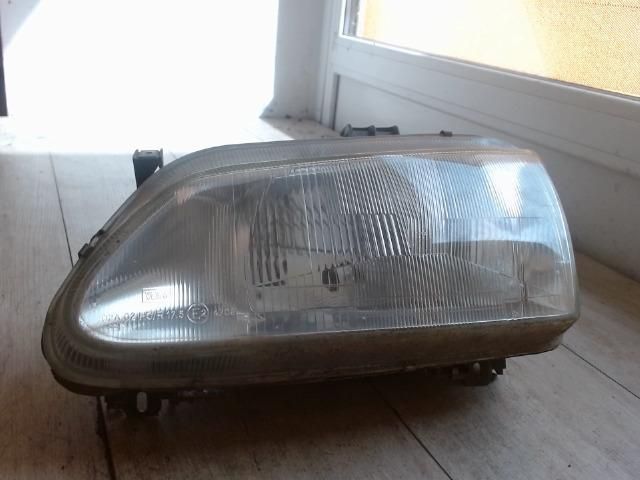 bontott RENAULT MEGANE I Bal Fényszóró