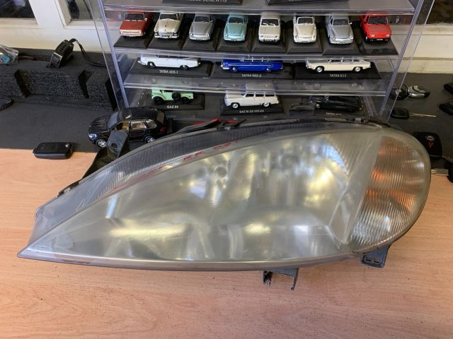 bontott RENAULT MEGANE I Bal Fényszóró