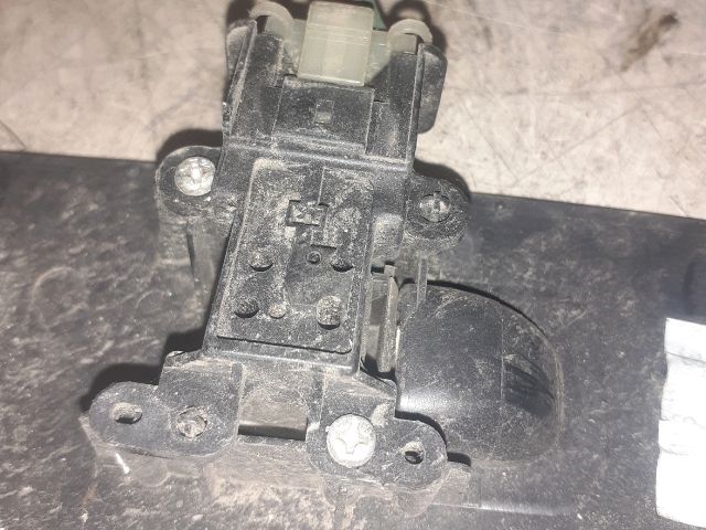 bontott RENAULT MEGANE I Bal hátsó Ablakemelő Kapcsoló