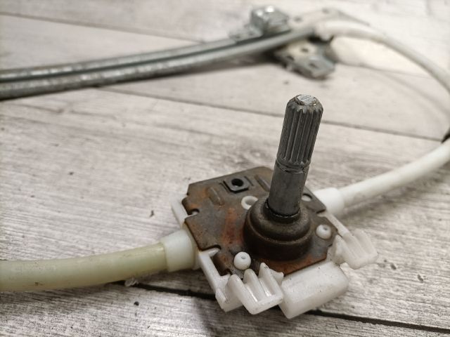 bontott RENAULT MEGANE I Bal hátsó Ablakemelő Szerkezet (Mechanikus)