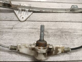 bontott RENAULT MEGANE I Bal hátsó Ablakemelő Szerkezet (Mechanikus)