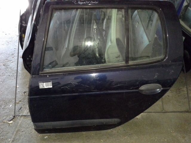 bontott RENAULT MEGANE I Bal hátsó Ajtó (Részeivel)