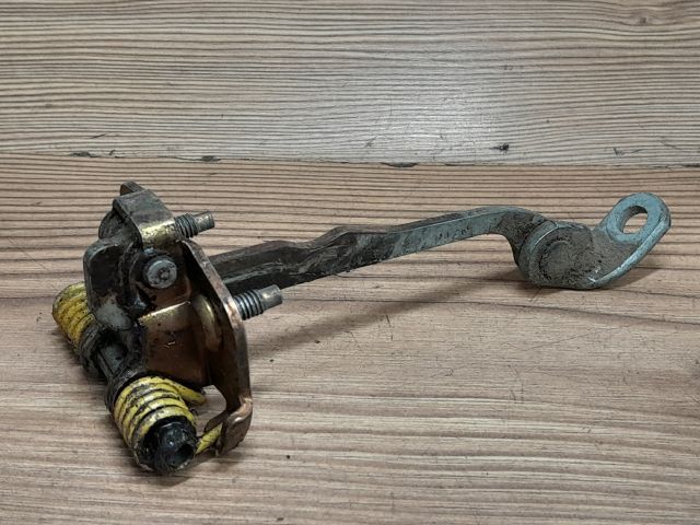 bontott RENAULT MEGANE I Bal hátsó Ajtóhatároló