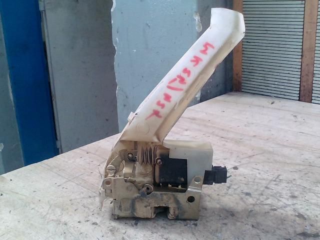 bontott RENAULT MEGANE I Bal hátsó Ajtózár