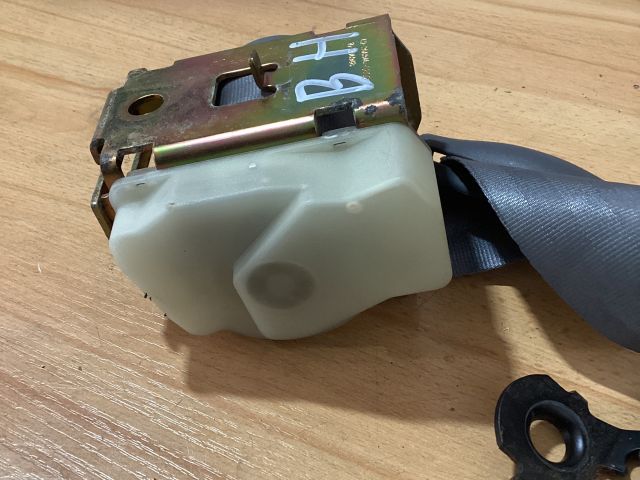 bontott RENAULT MEGANE I Bal hátsó Biztonsági Öv