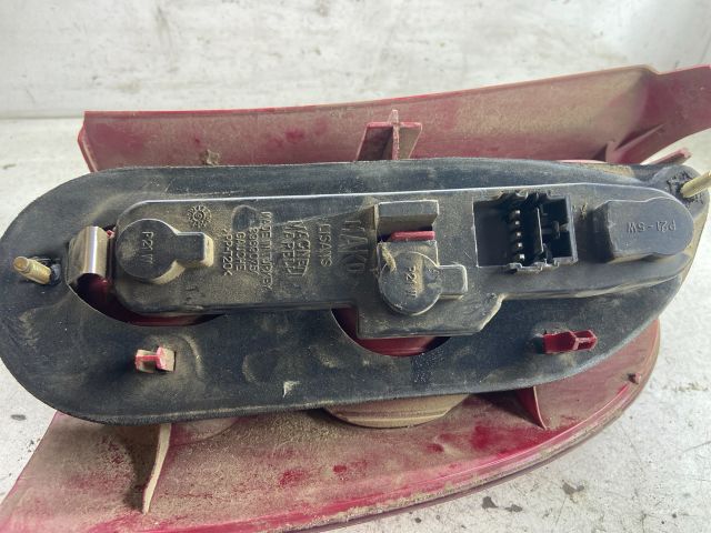 bontott RENAULT MEGANE I Bal Hátsó Lámpa