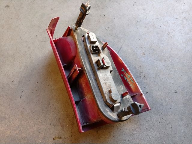 bontott RENAULT MEGANE I Bal Hátsó Lámpa