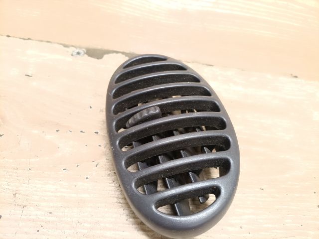 bontott RENAULT MEGANE I Bal Szellőző