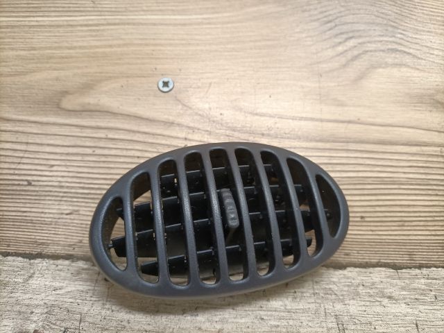 bontott RENAULT MEGANE I Bal Szellőző