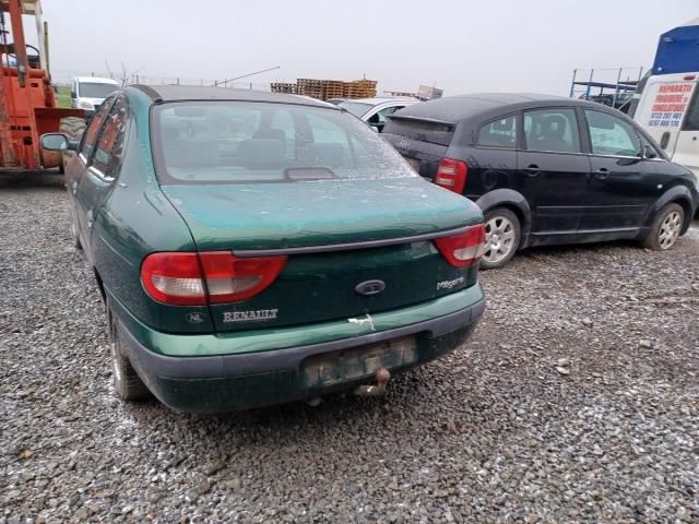 bontott RENAULT MEGANE I Bal Visszapillantó Tükör (Elektromos)