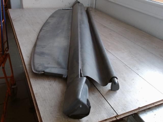 bontott RENAULT MEGANE I Csomagtér Roló