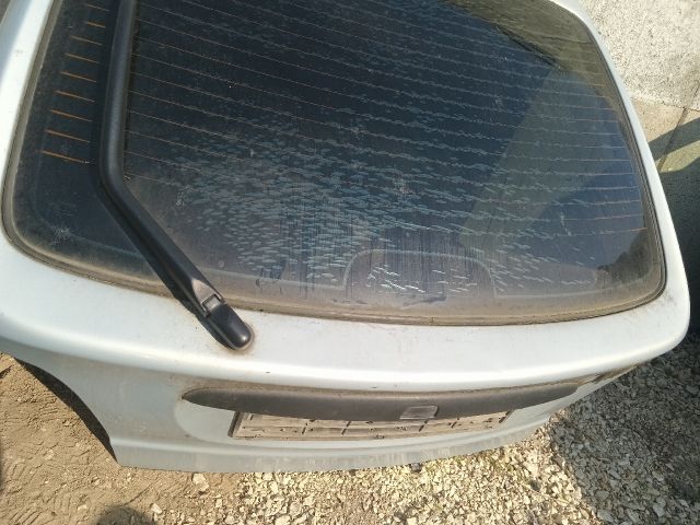 bontott RENAULT MEGANE I Csomagtérajtó (Részeivel)