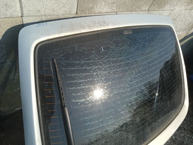 bontott RENAULT MEGANE I Csomagtérajtó (Részeivel)