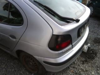 bontott RENAULT MEGANE I Csomagtérajtó (Üres lemez)