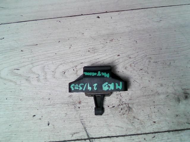 bontott RENAULT MEGANE I Csomagtérajtó Ütköző