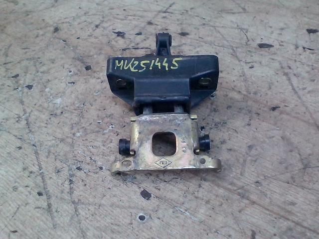 bontott RENAULT MEGANE I Csomagtérajtó Zárszerkezet