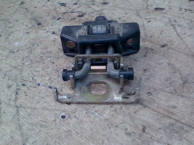 bontott RENAULT MEGANE I Csomagtérajtó Zárszerkezet