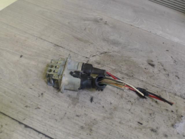 bontott RENAULT MEGANE I Előtét Ellenállás Fűtőmotor