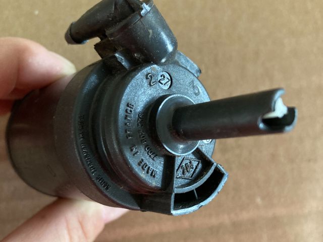 bontott RENAULT MEGANE I Első Ablakmosó Szivattyú