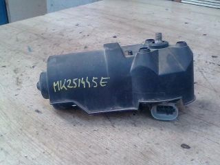 bontott RENAULT MEGANE I Első Ablaktörlő Motor