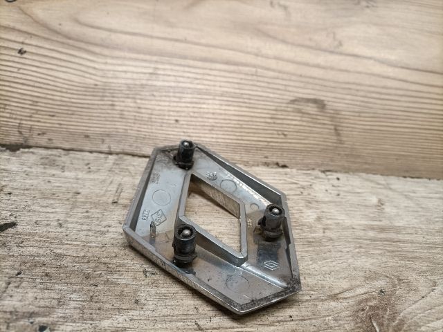 bontott RENAULT MEGANE I Első Embléma