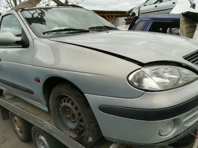 bontott RENAULT MEGANE I Első Fékkengyel