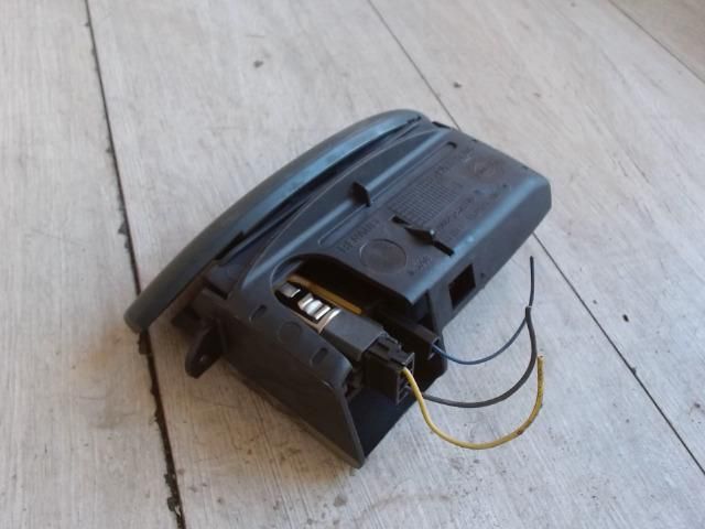 bontott RENAULT MEGANE I Első Hamutartó