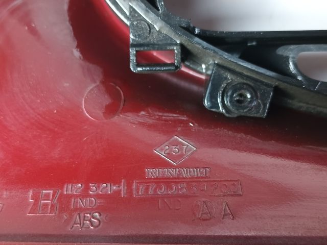 bontott RENAULT MEGANE I Első Lökhárító Jobb Díszrács