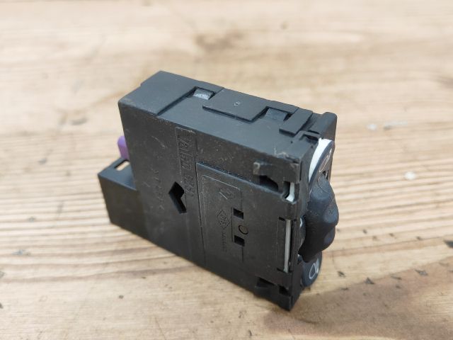 bontott RENAULT MEGANE I Fényszórómagasság Állító Kapcsoló