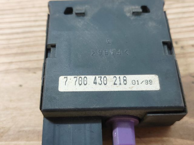 bontott RENAULT MEGANE I Fényszórómagasság Állító Kapcsoló