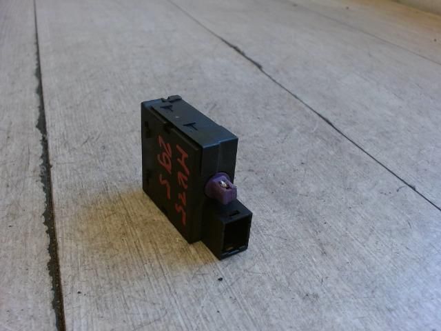 bontott RENAULT MEGANE I Fényszórómagasság Állító Kapcsoló